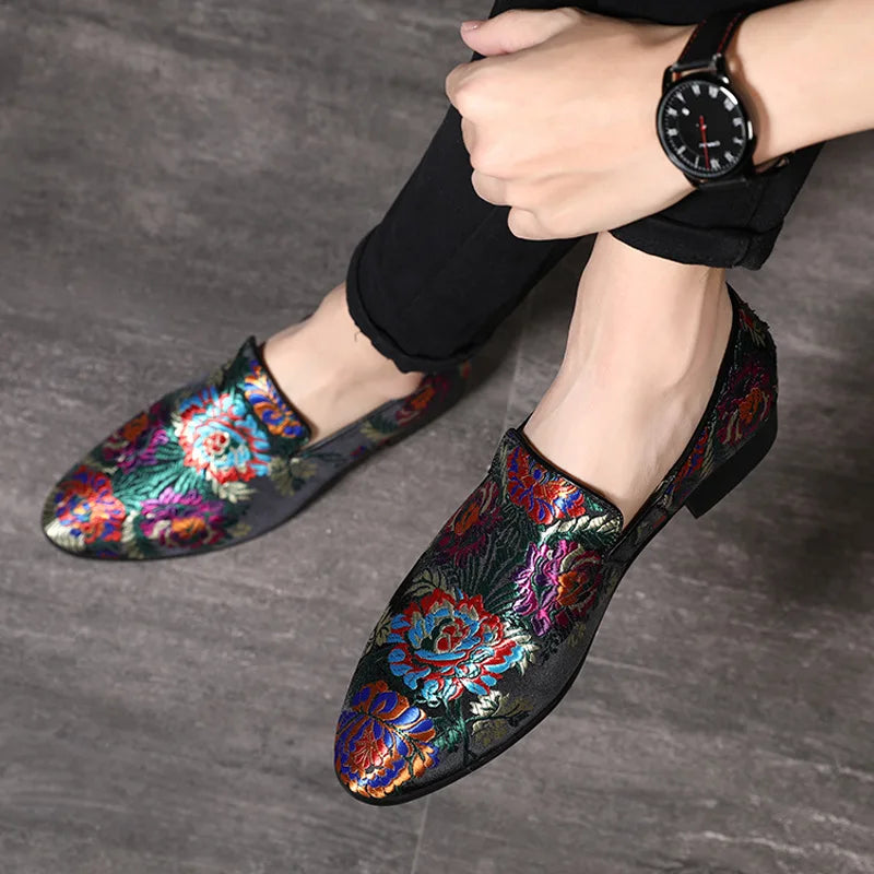 Hot Sale Embroidered Loafers Men Smoking Slippers Male Wedding and Party Dress Shoes Size 38-48 Free Shipping