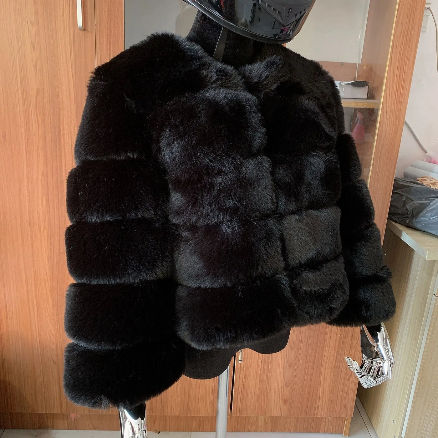 Winter coat for faux fur coat women new outerwear Fox fur short coat Fake fur  jacket furry fluffy jacket luxury woman fur Fake