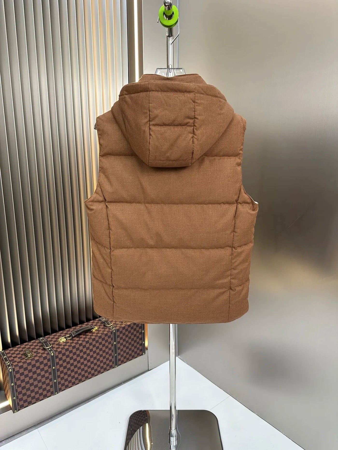 BILLIONAIRE SIJITONGDAMen's refined autumn and winter new vest down jacket with 90% white duck down and super soft filling capac